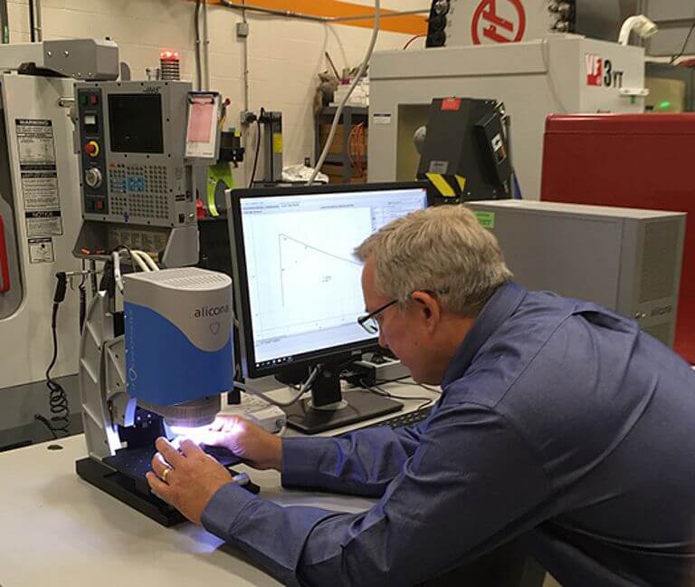 在工厂车间利用Alicona光学测量,工具制造商IMCO在工厂车间的测量时间减少了75％